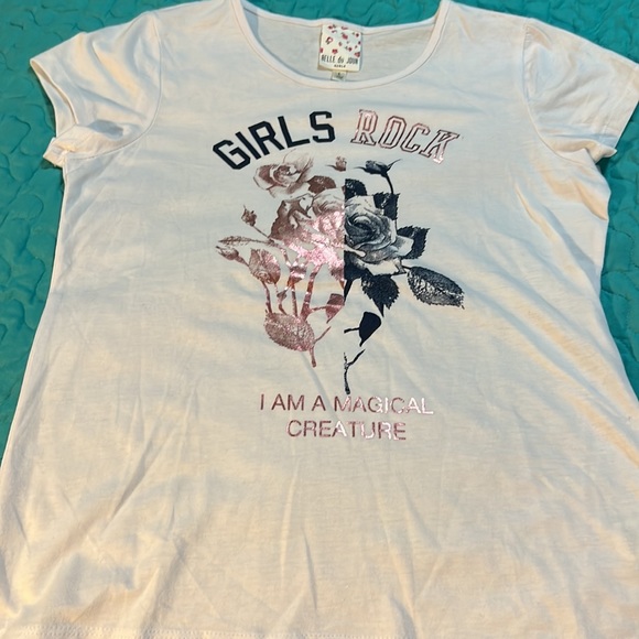 Lot of 3 Girls Shirts Disney Tsum Tsum Star Wars Belle du Jour Girls Rock M-L-XL - Picture 9 of 11